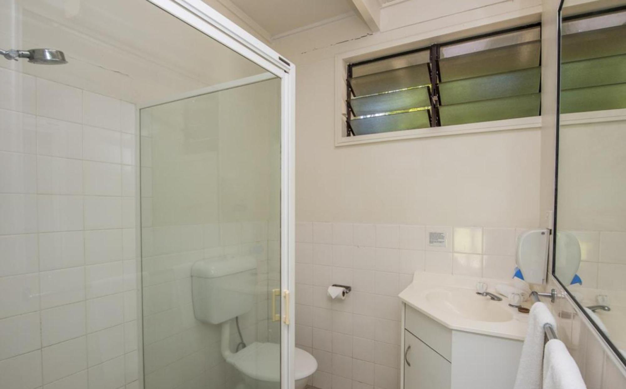 Affordable Island Escape! Queen Studio, Nelly Bay Bagian luar foto
