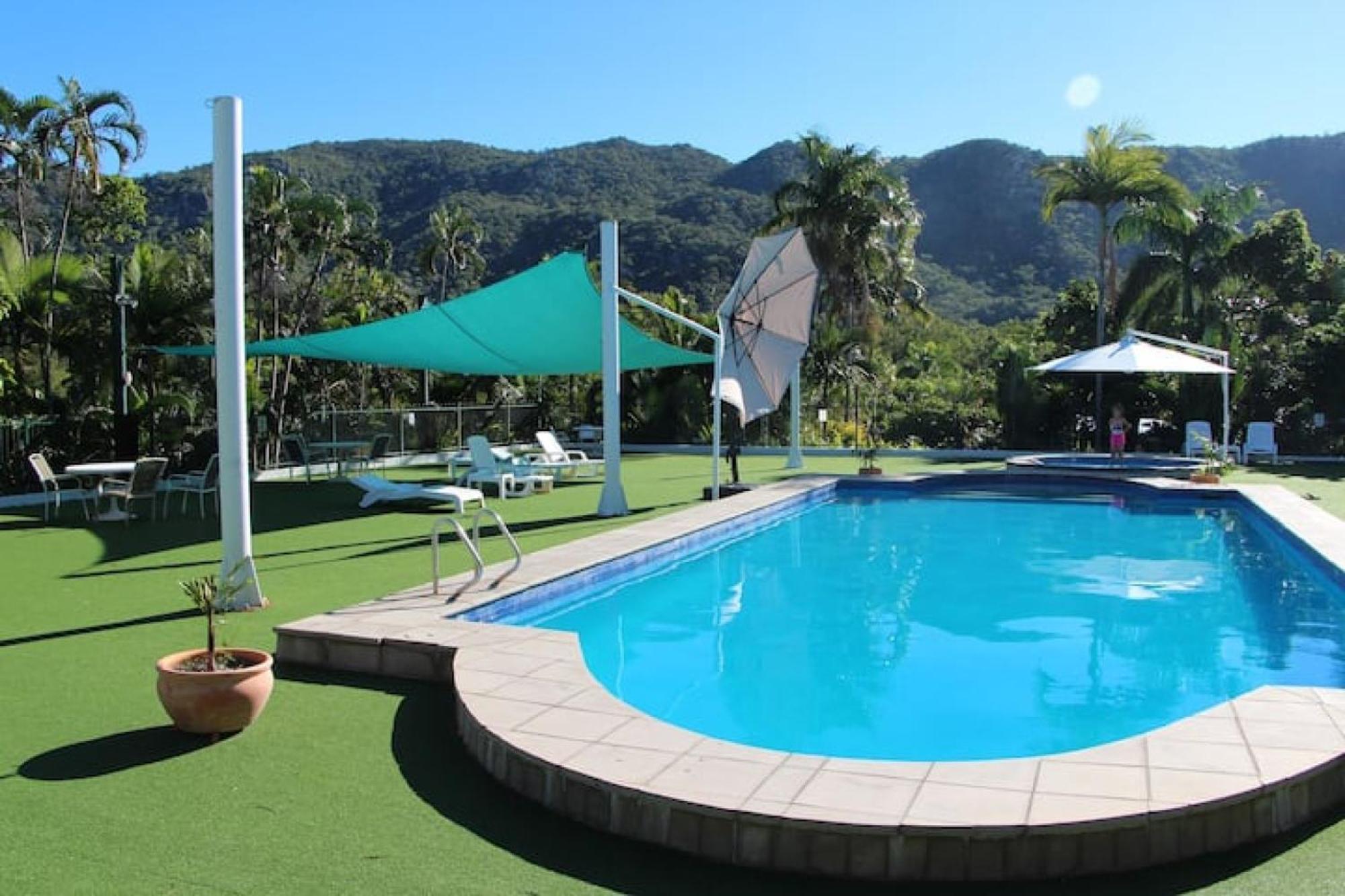 Affordable Island Escape! Queen Studio, Nelly Bay Bagian luar foto
