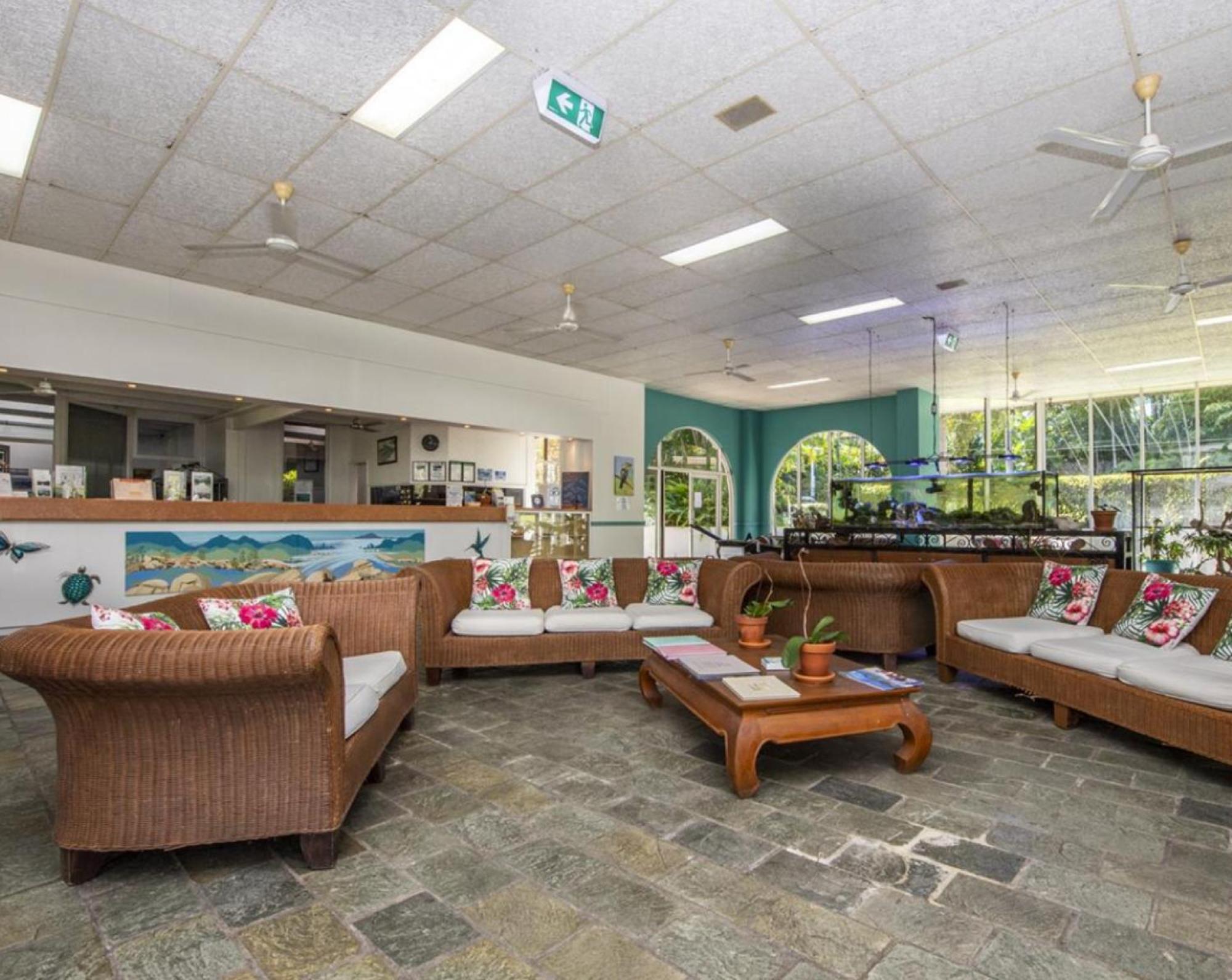 Affordable Island Escape! Queen Studio, Nelly Bay Bagian luar foto